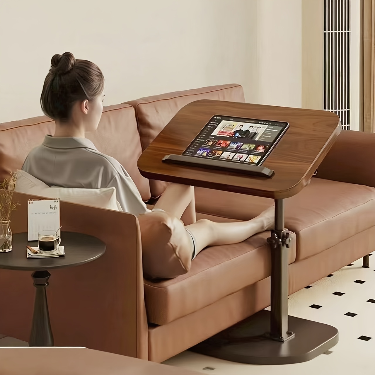 Black Walnut Swivel Laptop Des - Laptops 评论和价格